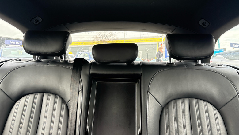 Audi A6 2.0 TDI Ultra S Line 5dr S Tronic Diesel Estate